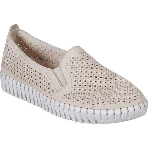 skechers women's sepulveda blvd