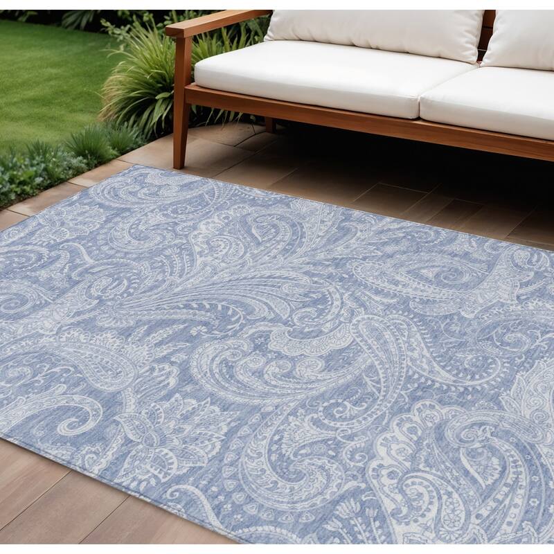 HomeRoots Paisley Transitional Rectangle Outdoor Rug - 9' X 12'