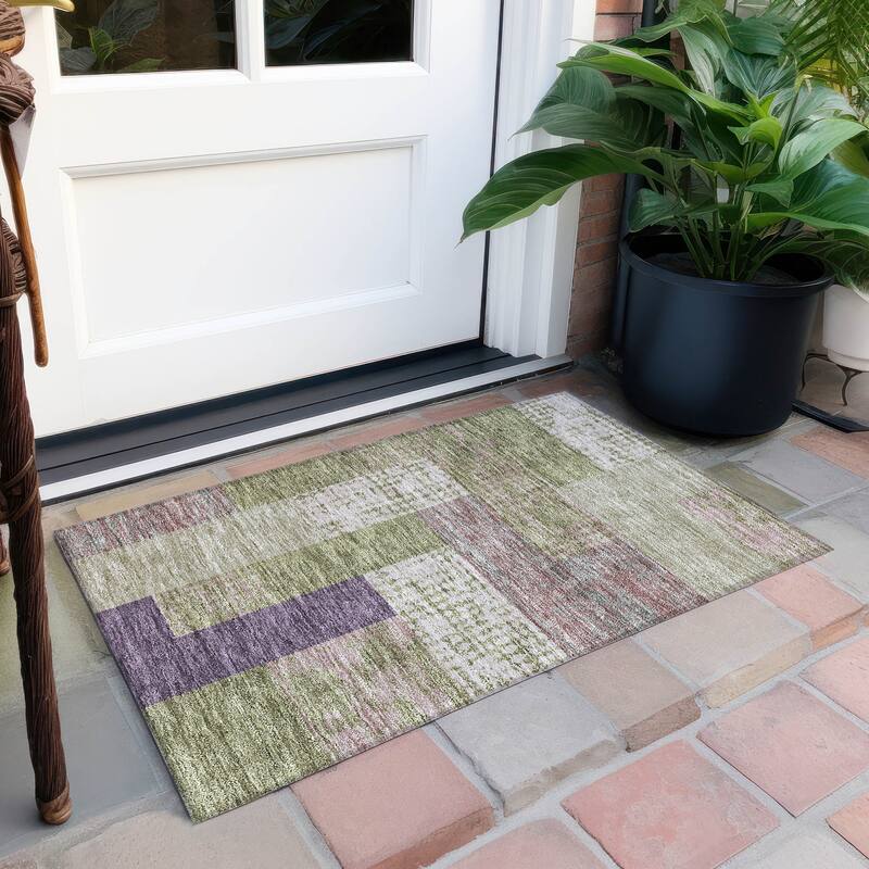 Machine Washable Indoor/ Outdoor Modern Blocks Chantille Rug - Green - 1'8" x 2'6"