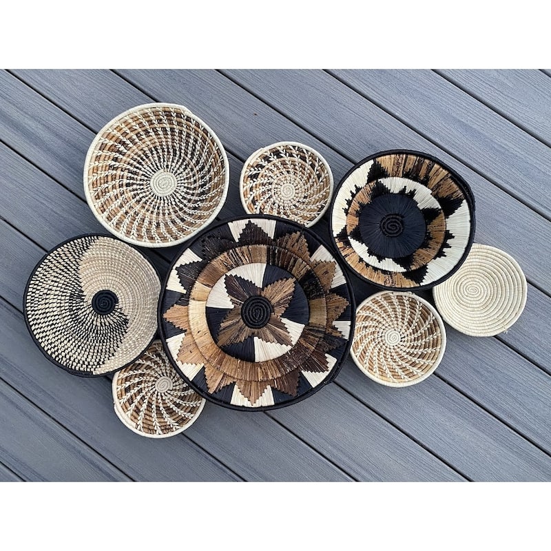 Set Of 8 Natural Color Wall Hanging Baskets 7.5"-12"