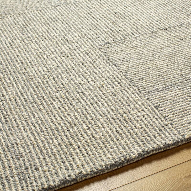 Livabliss Wazney Handmade Wool Farmhouse Area Rug