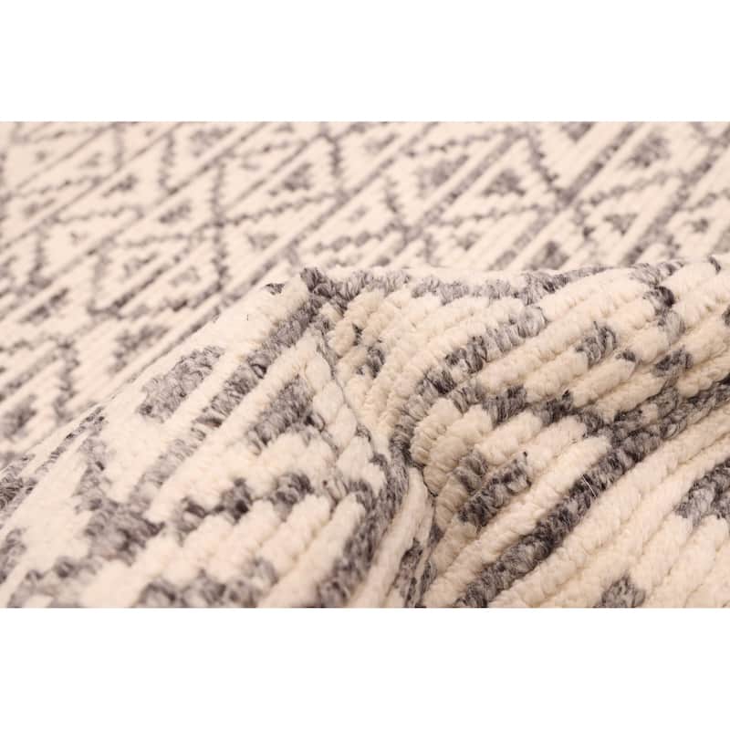 ECARPETGALLERY Hand-knotted Tangier Cream Wool Rug - 5'3 x 7'5