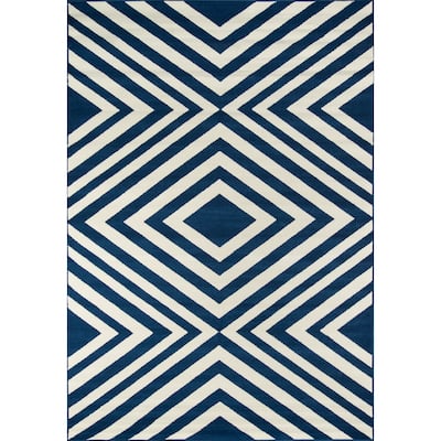 Momeni Baja Zig-Zag Easy Care Indoor Outdoor Area Rug