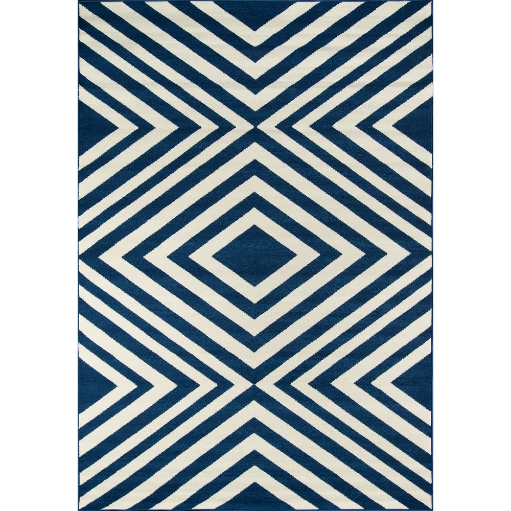 Momeni Baja Zig-Zag Easy Care Indoor Outdoor Area Rug.