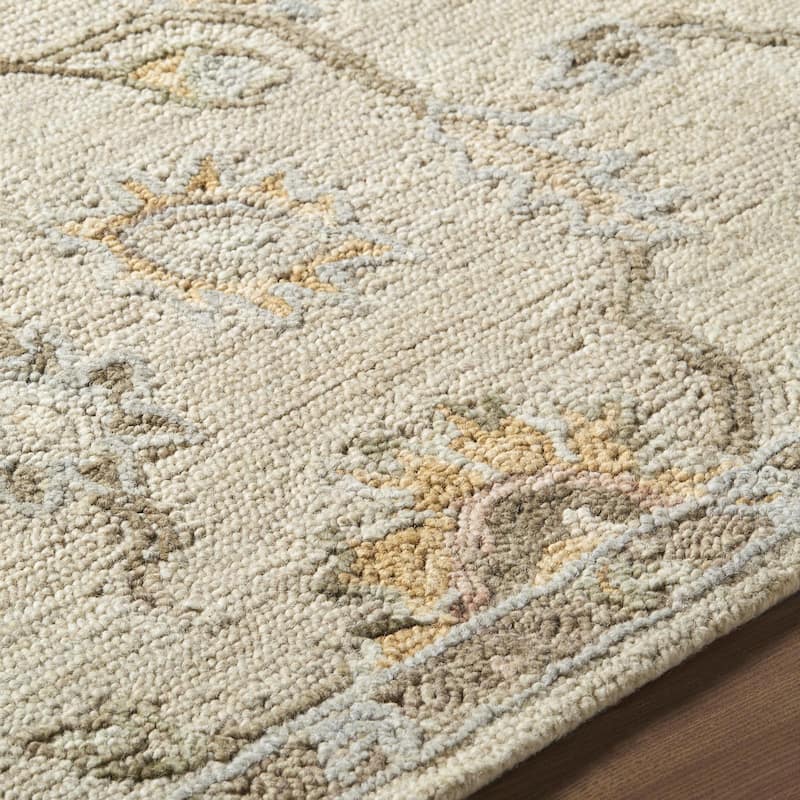 Livabliss Arnold Traditional Area Rug