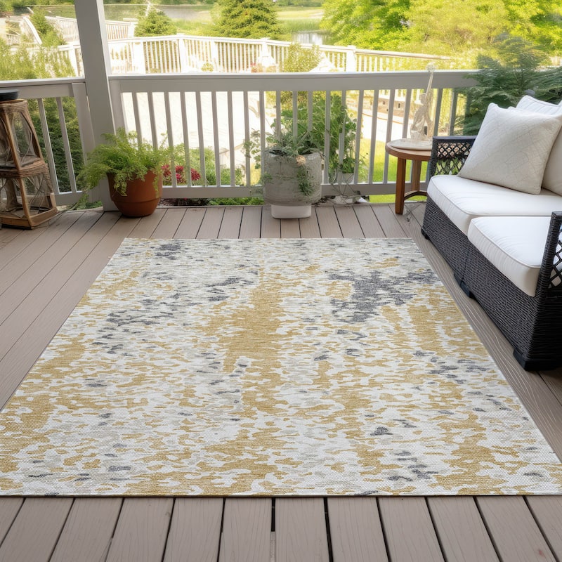 Machine Washable Indoor/ Outdoor Abstract Chantille Rug - Gold - 10' x 14'