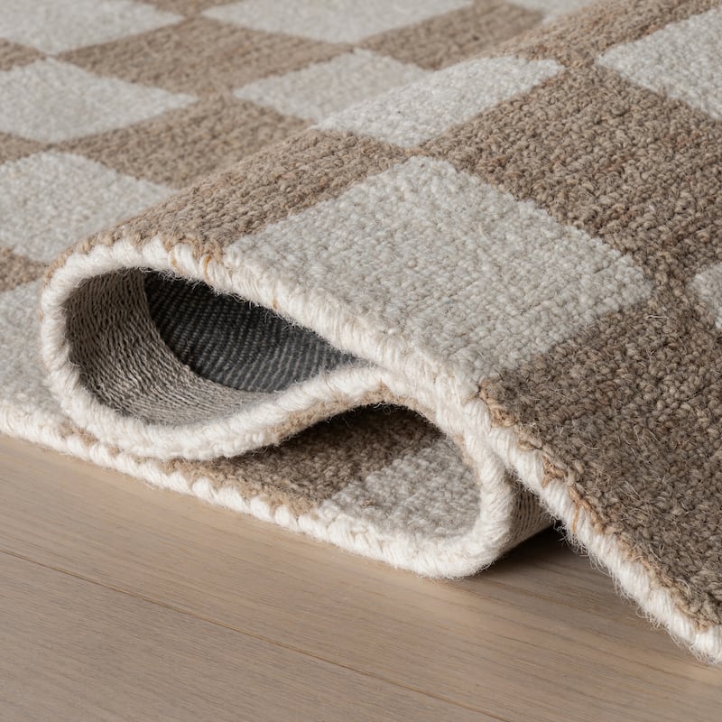 Nuloom Quinarae Checkered Wool-Blend Rug