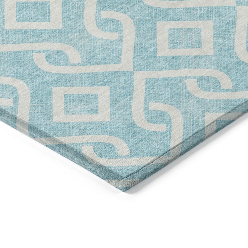 HomeRoots Geometric Transitional Rectangle Outdoor Rug