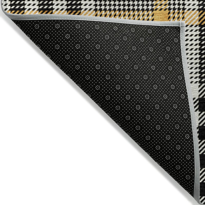 Machine Washable Indoor/ Outdoor Plaid Chantille Rug
