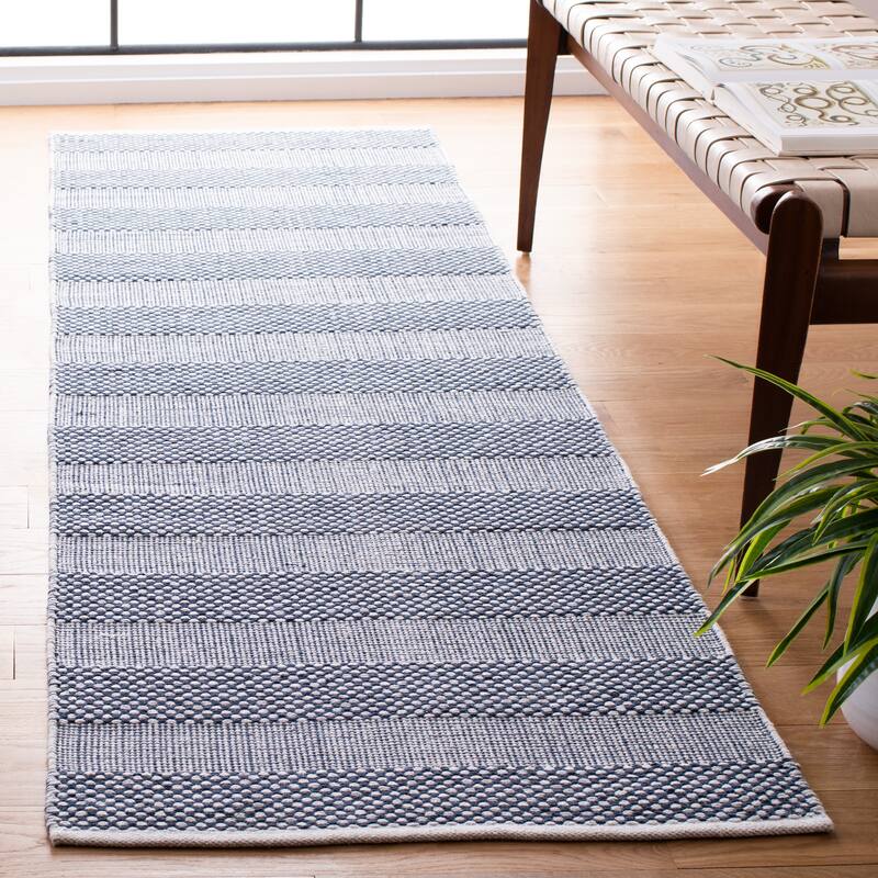 SAFAVIEH Handmade Flatweave Striped Kilim Shayna Cotton Rug - 2'3" x 8' Runner - Ivory/Blue