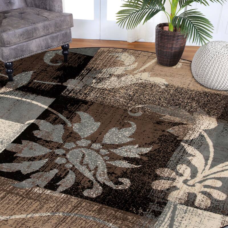 Contemporary Floral Patchwork Indoor Area Rug or Runner by Superior