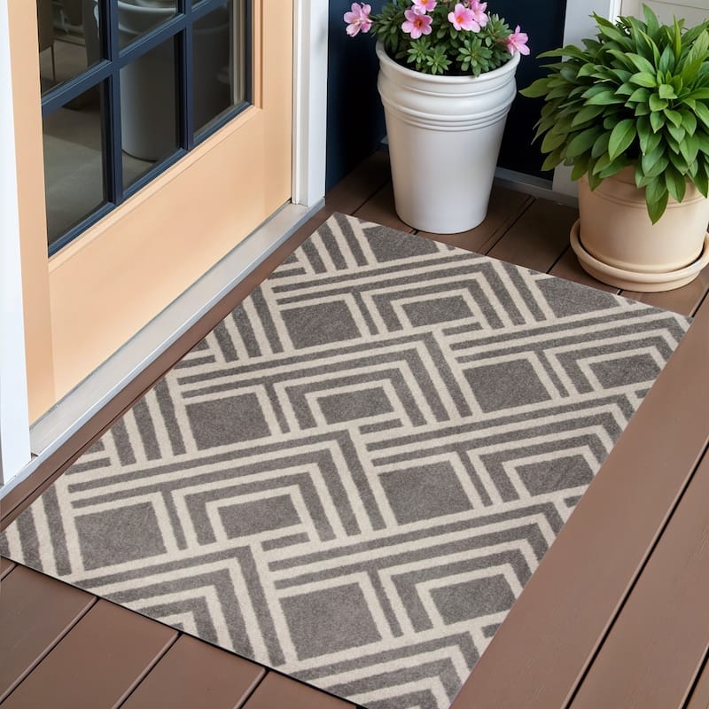 Haz Stripe Weather Resistant Current & Stylish Outdoor Rug - 3' x 5' - 3' x 5' - Grey