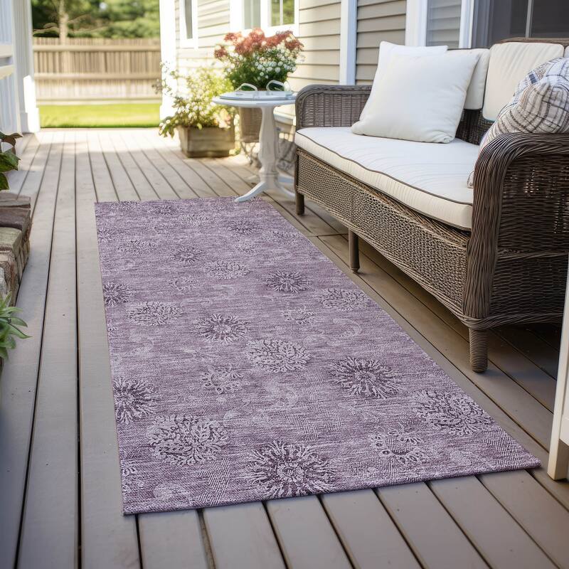 Machine Washable Indoor/ Outdoor Chantille Floral Burst Rug - Plum - 2'3" x 7'6"