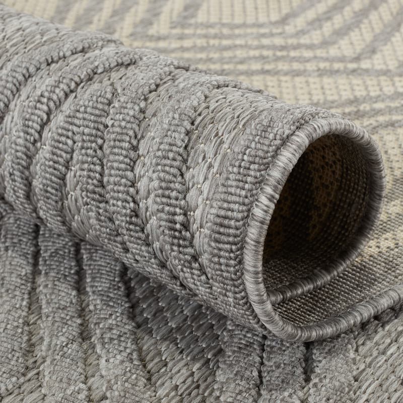 Nikki Chu Adana Indoor/ Outdoor Trellis Area Rug