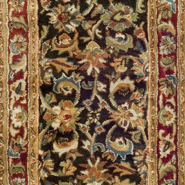 SAFAVIEH Handmade Classic Clotilda Traditional Oriental Wool Rug