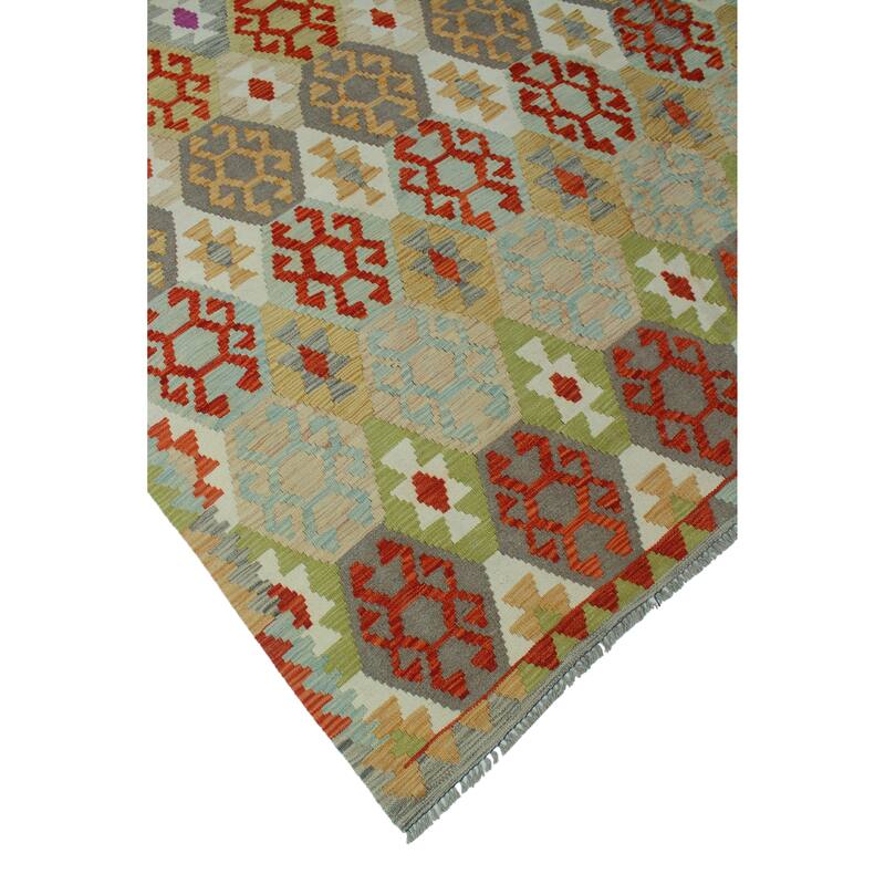 Hand-Woven Sangat Carolyn Ivory/Grey Rug - 6'4" x 9'2"