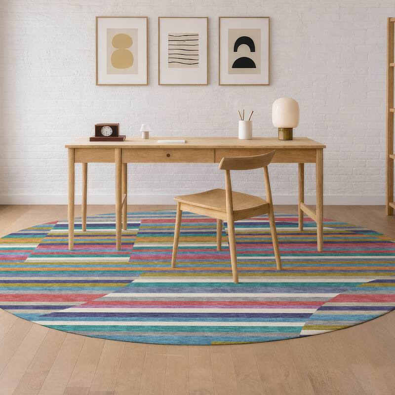 Machine Washable Indoor/ Outdoor Modern Cokedale Chantille Rug