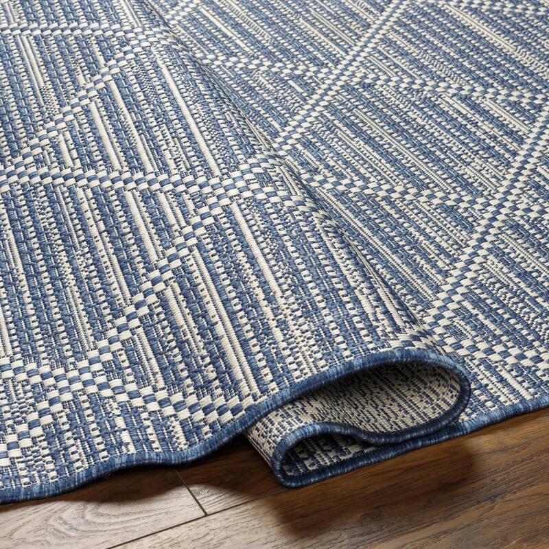 Livabliss Ravello Transitional Trellis Indoor/ Outdoor Area Rug