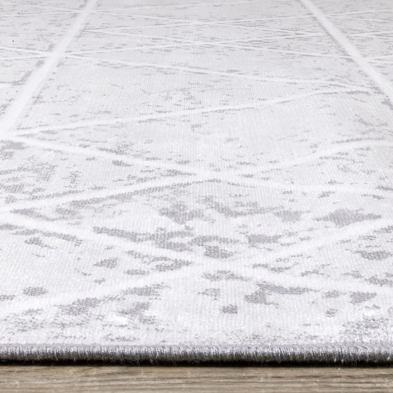 Victoria Collection - Grey Faded Geometric Design Rug