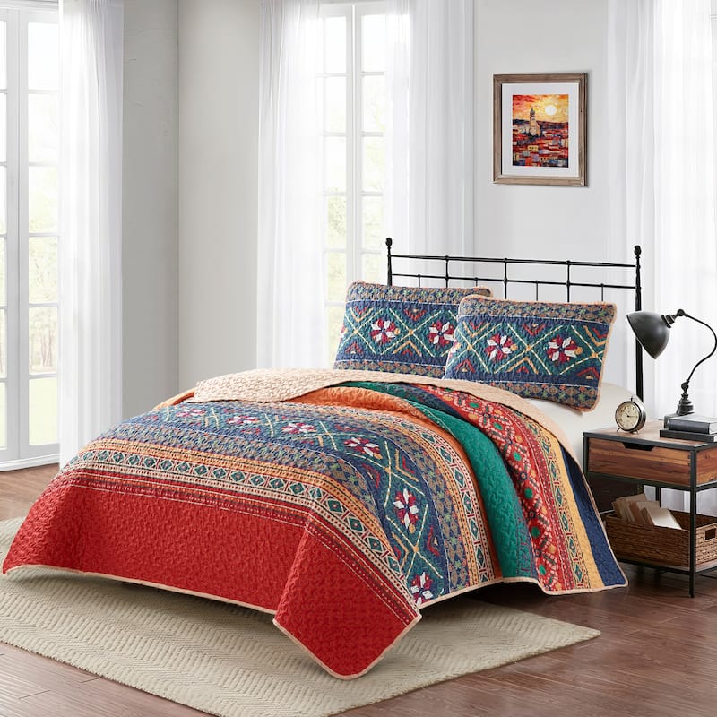 Nanshing Janine 3 Piece Bohemian Quilt Set