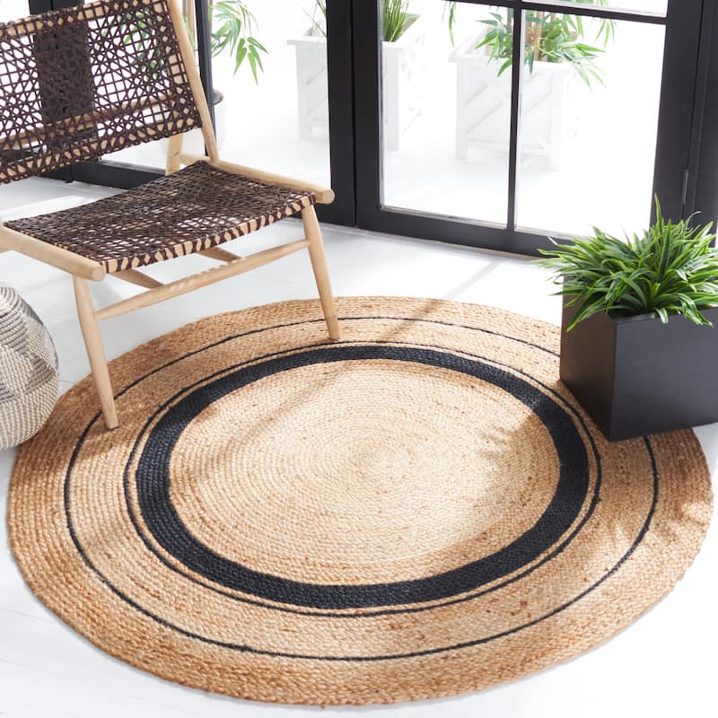 SAFAVIEH Handmade Natural Fiber Payten Farmhouse Rug - 10' Round - Black/Natural
