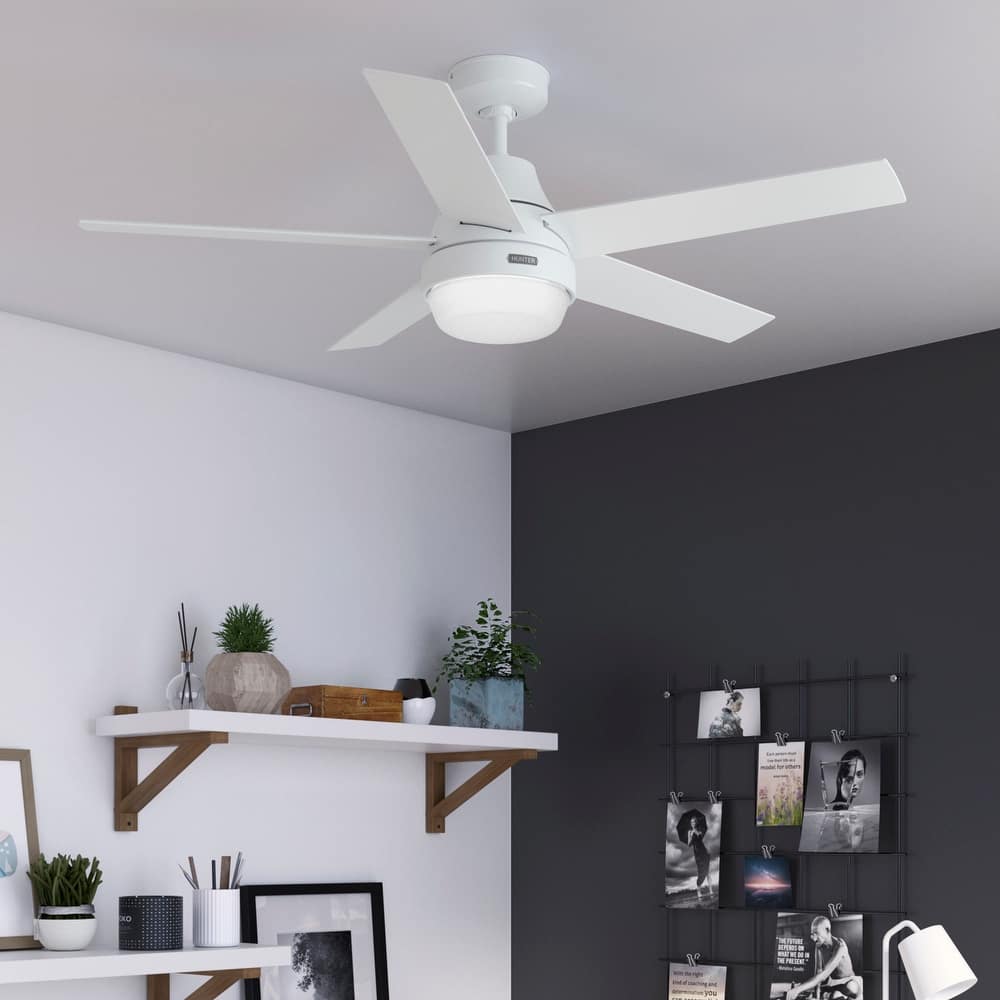 Hunter 52" WiFi Aerodyne Ceiling Fan w/ LED Light, Handheld Remote - Modern, Contemporary, Transitional - SMART FAN!
