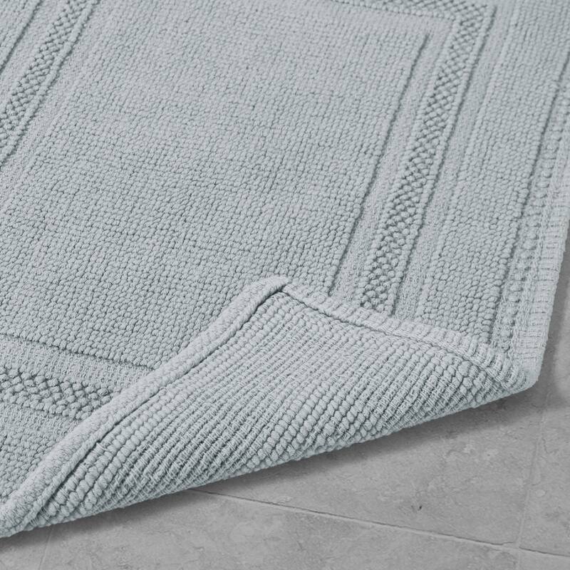 Jean Pierre Cotton Stonewash Racetrack 21 x 34 in. Bath Rug