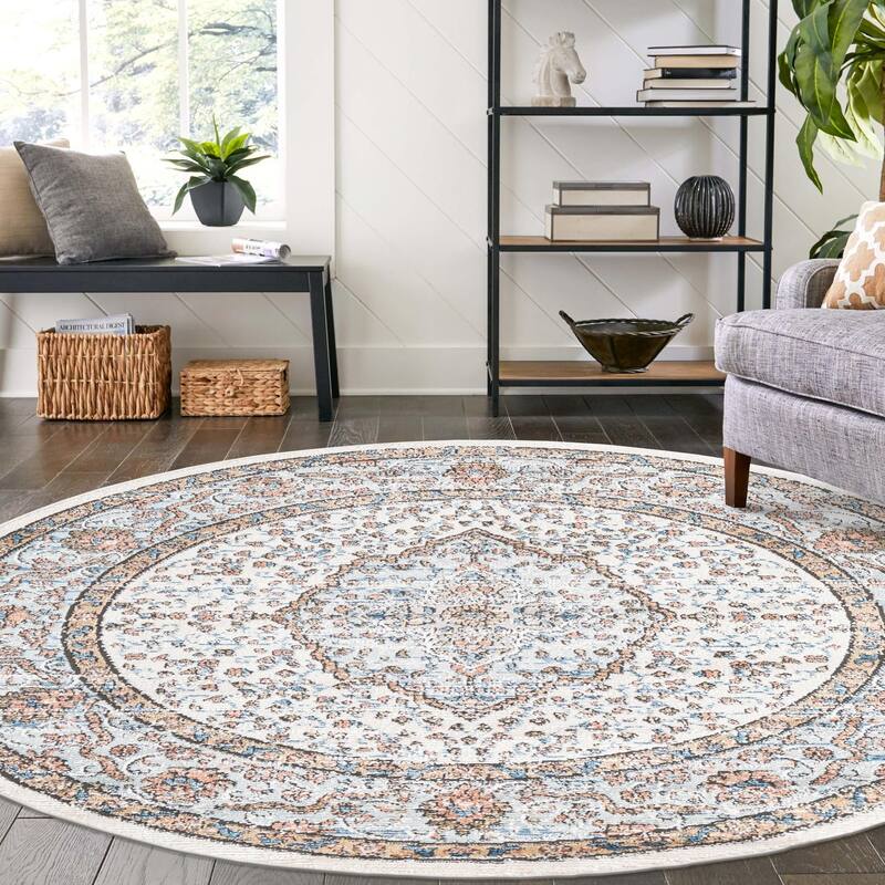 Traditional Jeopok Collection Area Rug