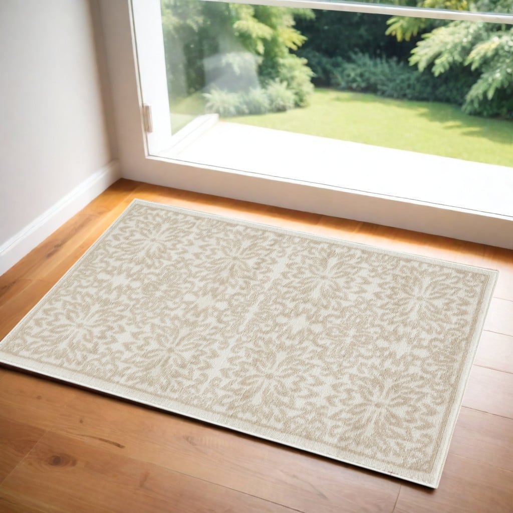 HomeRootsFloral Cottage Rectangle Area Rug - 48' X '24' X '0.5