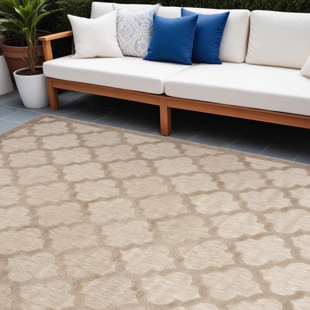 HomeRoots Contemporary Rectangle Outdoor Rug - 7' X 10'