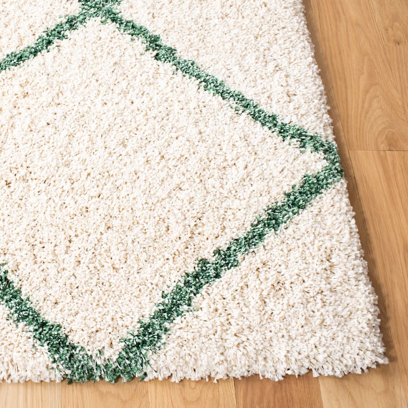 SAFAVIEH Hudson Shag Estella Diamond Trellis 2-inch Thick Rug