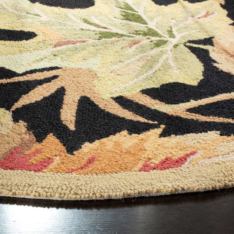 SAFAVIEH Handmade Chelsea Grove French Country Wool Rug - 7'6" x 9'6" Oval - Black