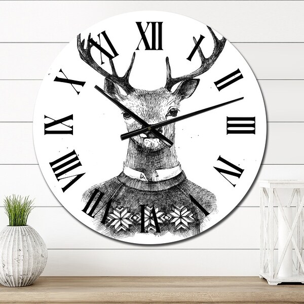 Designart 'Deer In Kneated Sweater' Cabin & Lodge wall clock - Bed