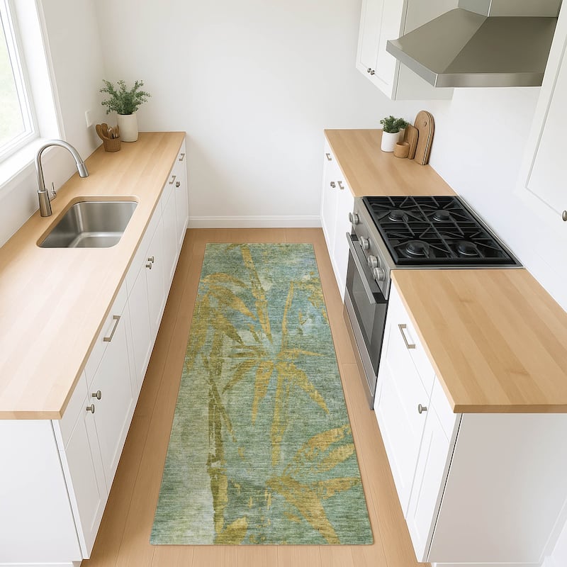 Machine Washable Indoor/ Outdoor Modern Floral Chantille Rug