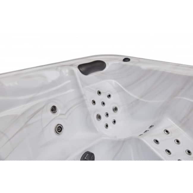 Luxury Spas Eclipse 6-Person Spa