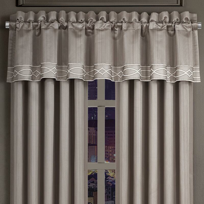 J. Queen New York Deco Window Straight Valance - Silver