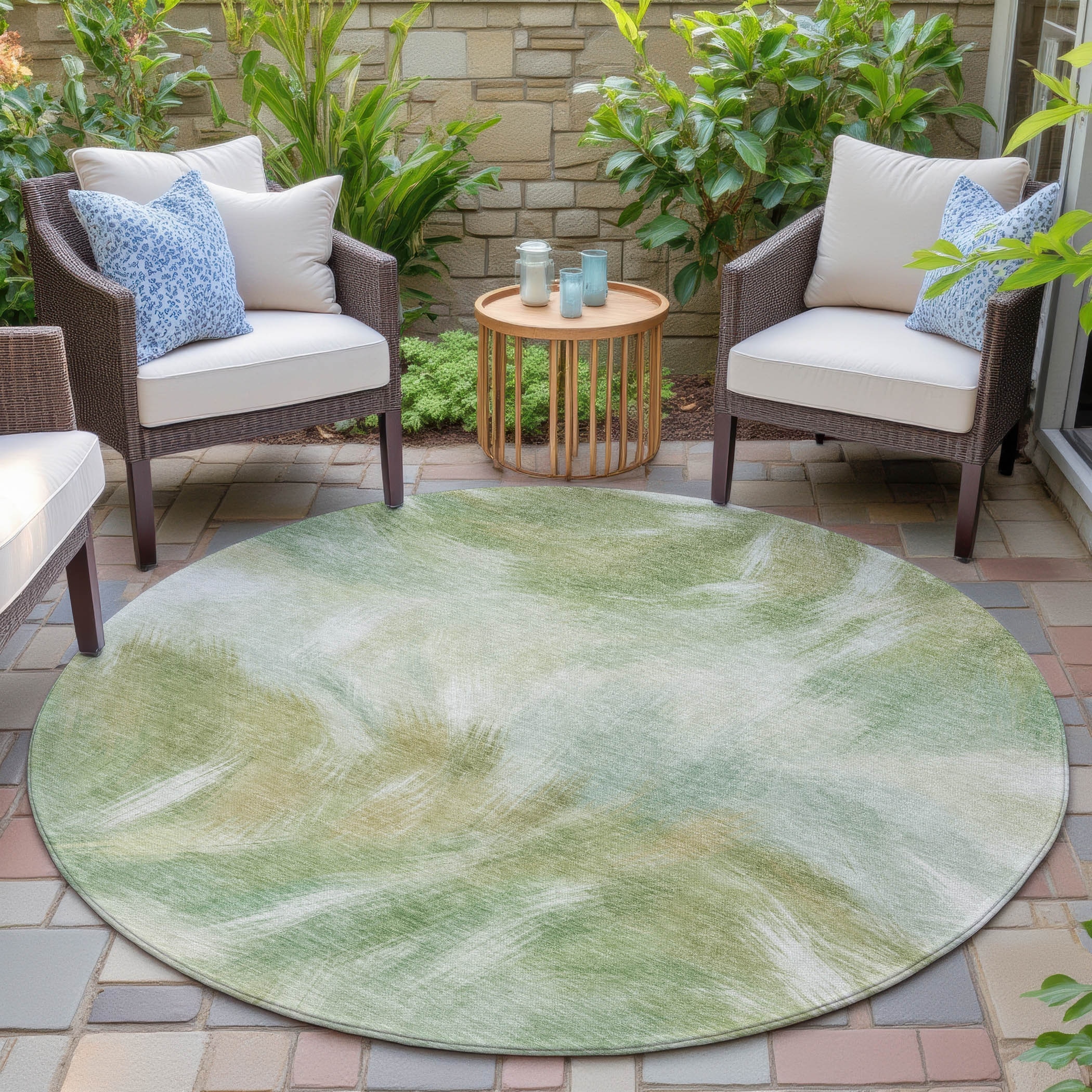 Machine Washable Indoor/Outdoor Modern Artistry Chantille Rug