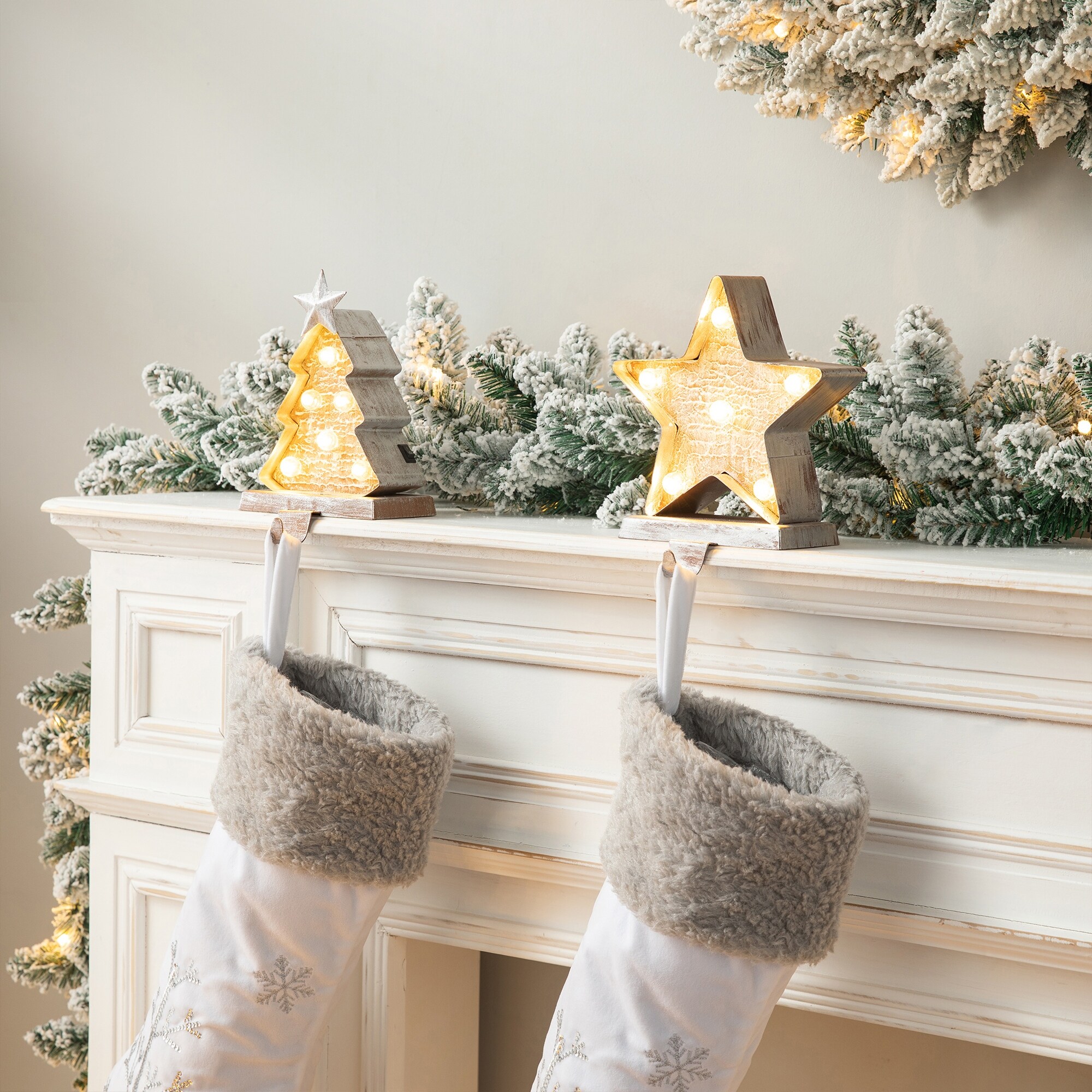 Glitzhome led hotsell marquee stocking holder