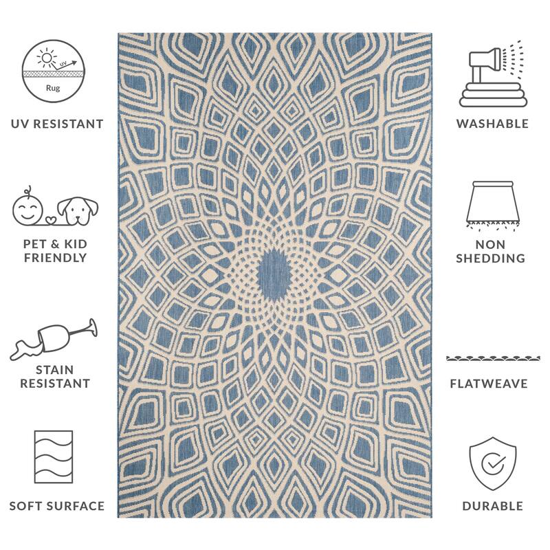 SAFAVIEH Courtyard Misako Indoor/ Outdoor Waterproof Patio Backyard Rug