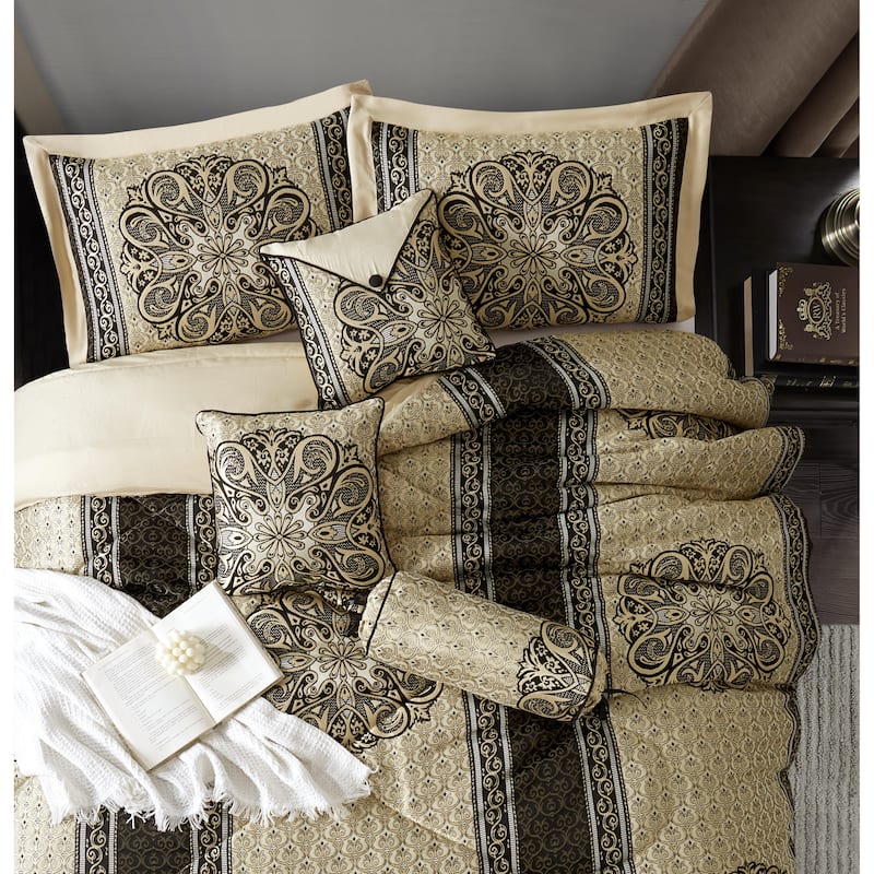 Nanshing Prince 9 Piece Elegant Medallion Comforter Set