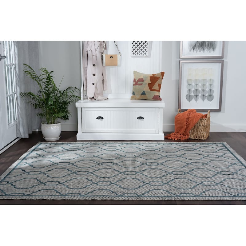 Colonnade Transitional Geometric Indoor/Outdoor Area Rug