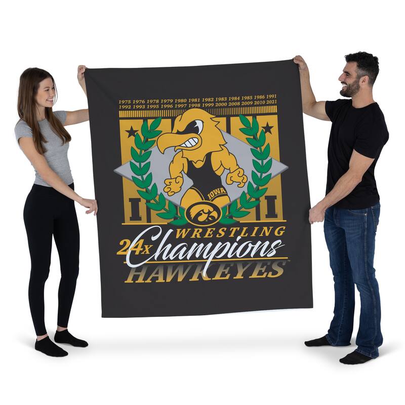 NCAA Championship Pinnacle Wall Hanging