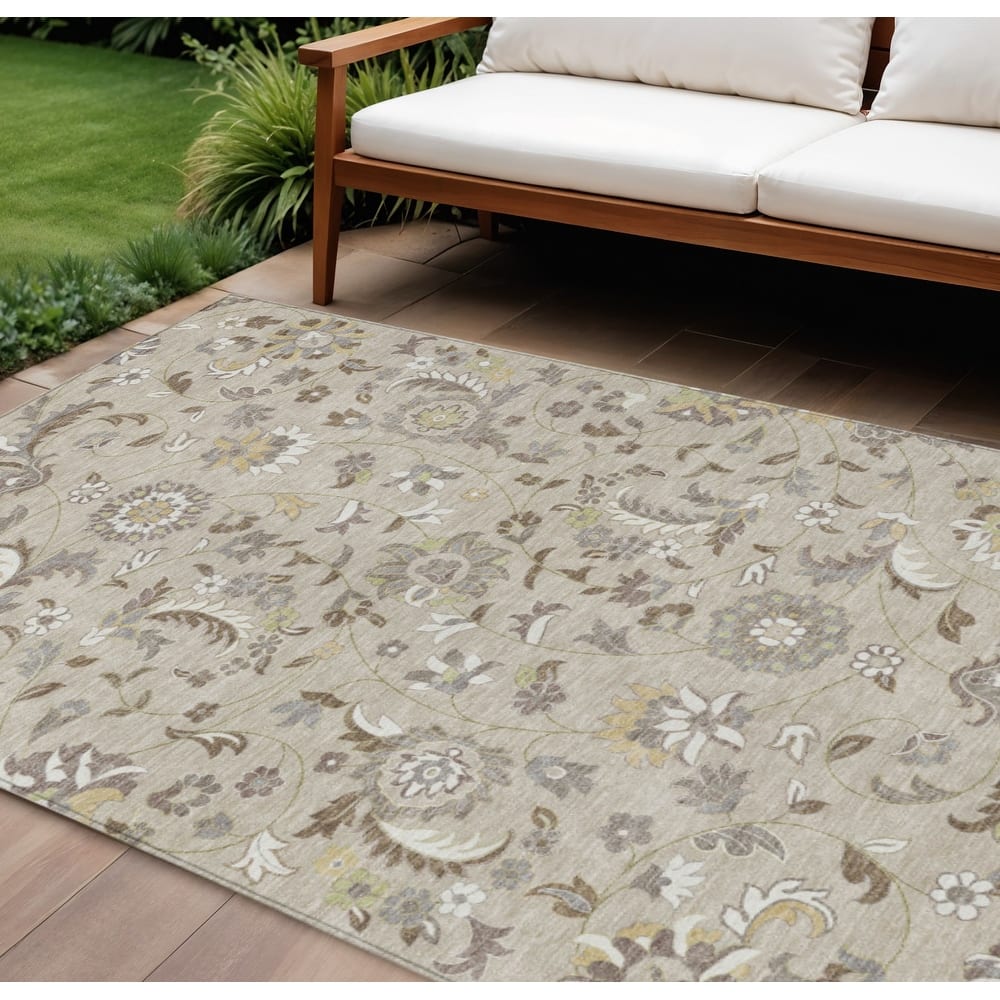 HomeRoots Floral Transitional Rectangle Outdoor Rug