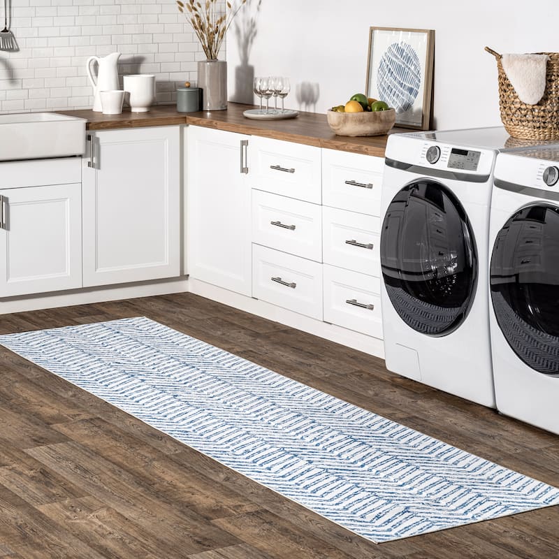 Nuloom Rosanne SpinClean Machine Washable Geometric Area Rug