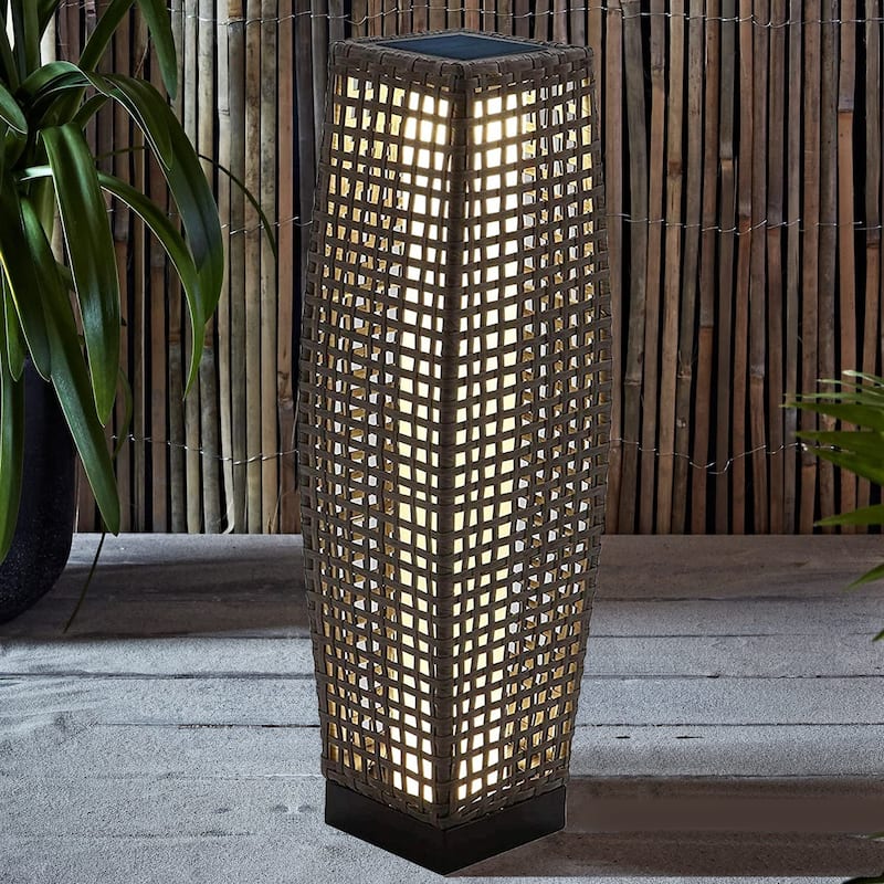Outdoor Floor Lamp, Large-Sized Solar Powered Rattan Light, Weather-Resistant Rattan Floor Lamp for Patio, Deck and Garden