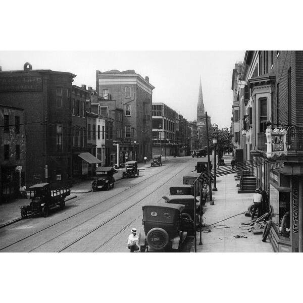 Huttman Turner auto parts on Park Avenue Black and White Gallery