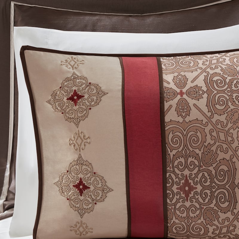 Madison Park Essentials Parker Jacquard Embroidered Pieced 24 Piece Room in a Bag