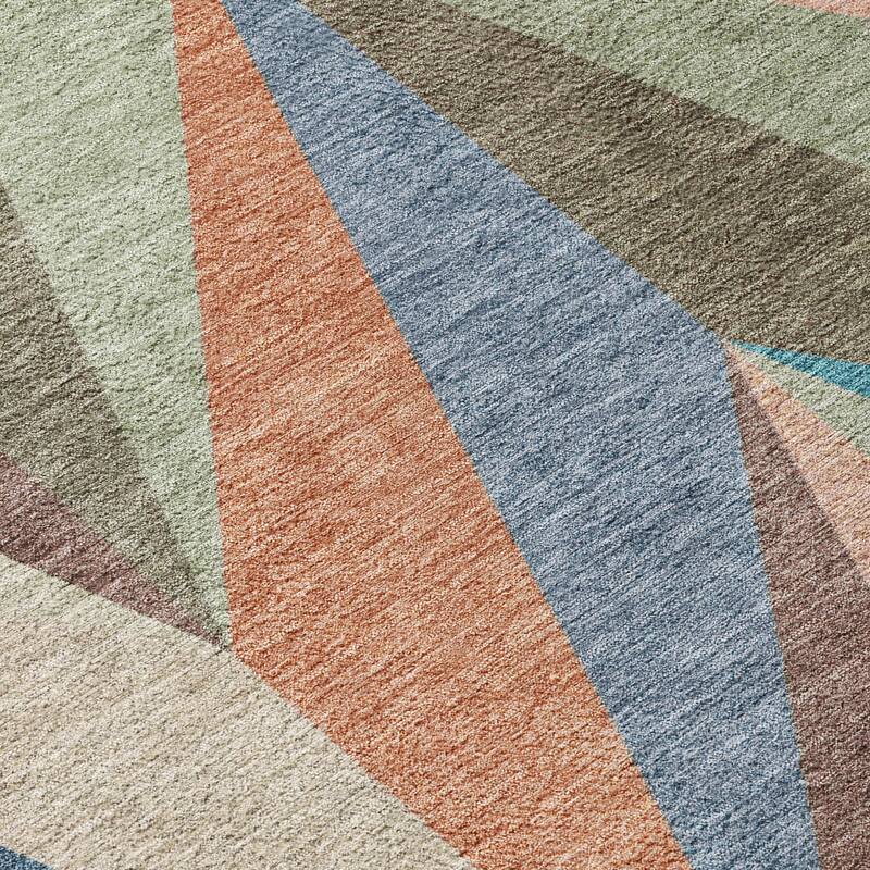 Machine Washable Indoor/ Outdoor Modern Chevron Chantille Rug