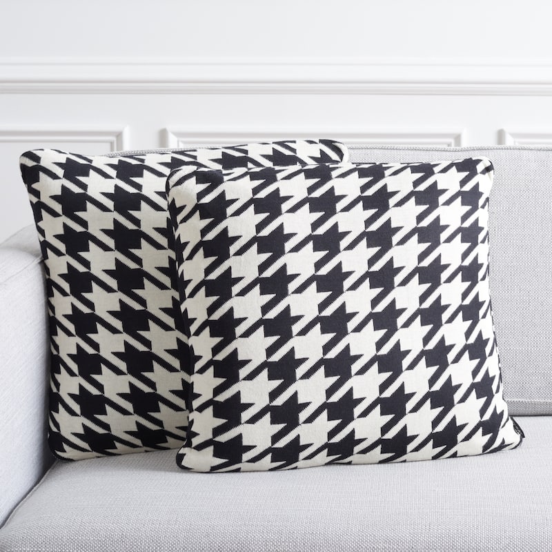 SAFAVIEH Limanka 18-inch Square Decorative Throw Accent Pillow with Insert (Set of 2)