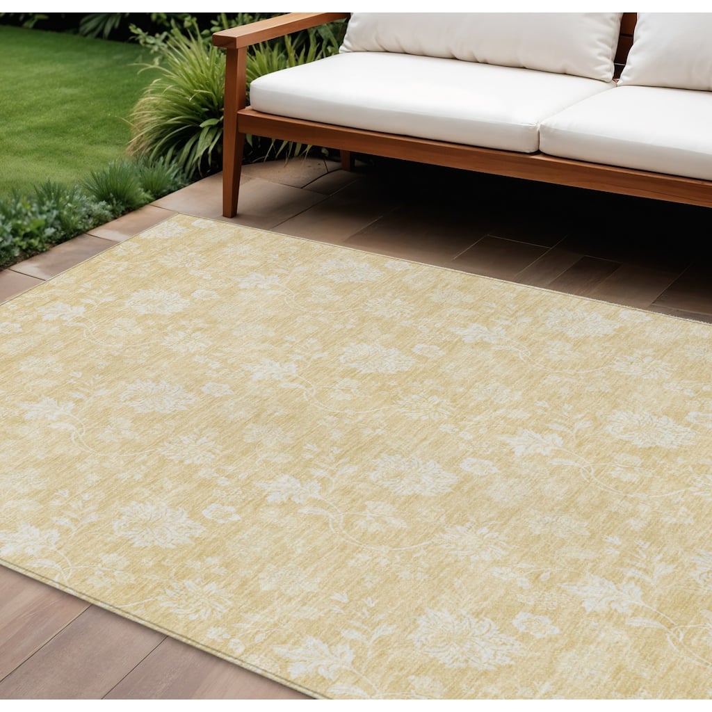 HomeRoots Floral Transitional Rectangle Outdoor Rug